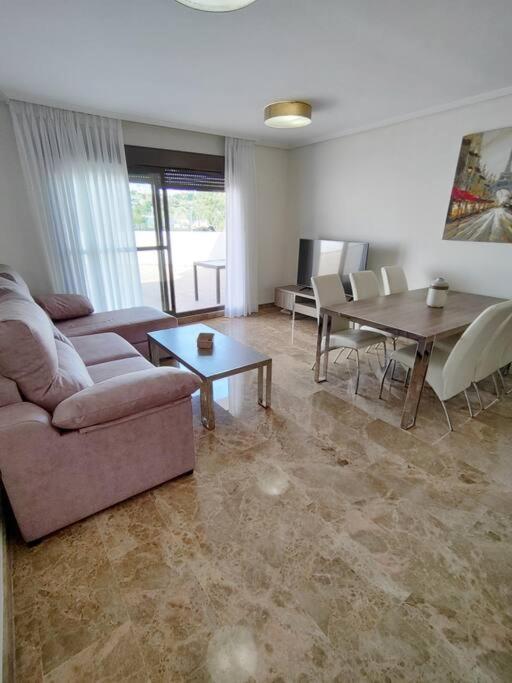 Full Apartment With Private Pool เอสเตโปนา ภายนอก รูปภาพ